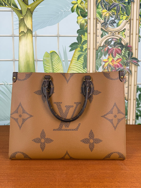 Louis Vuitton OnTheGo MM