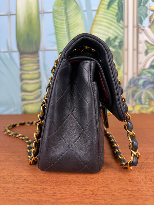 Chanel double flap bag small black/gold