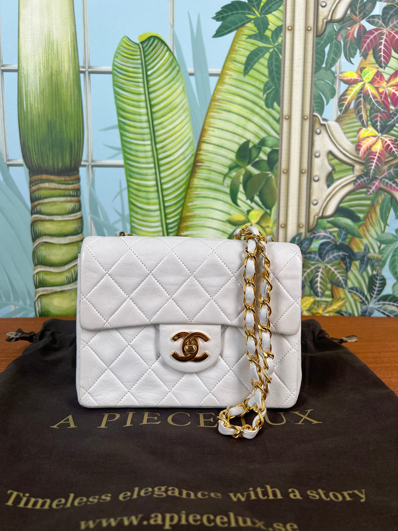 Chanel mini classic single flap bag white