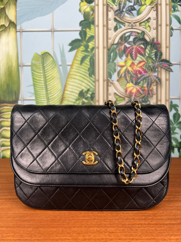 Chanel double flap bag black/gold half moon