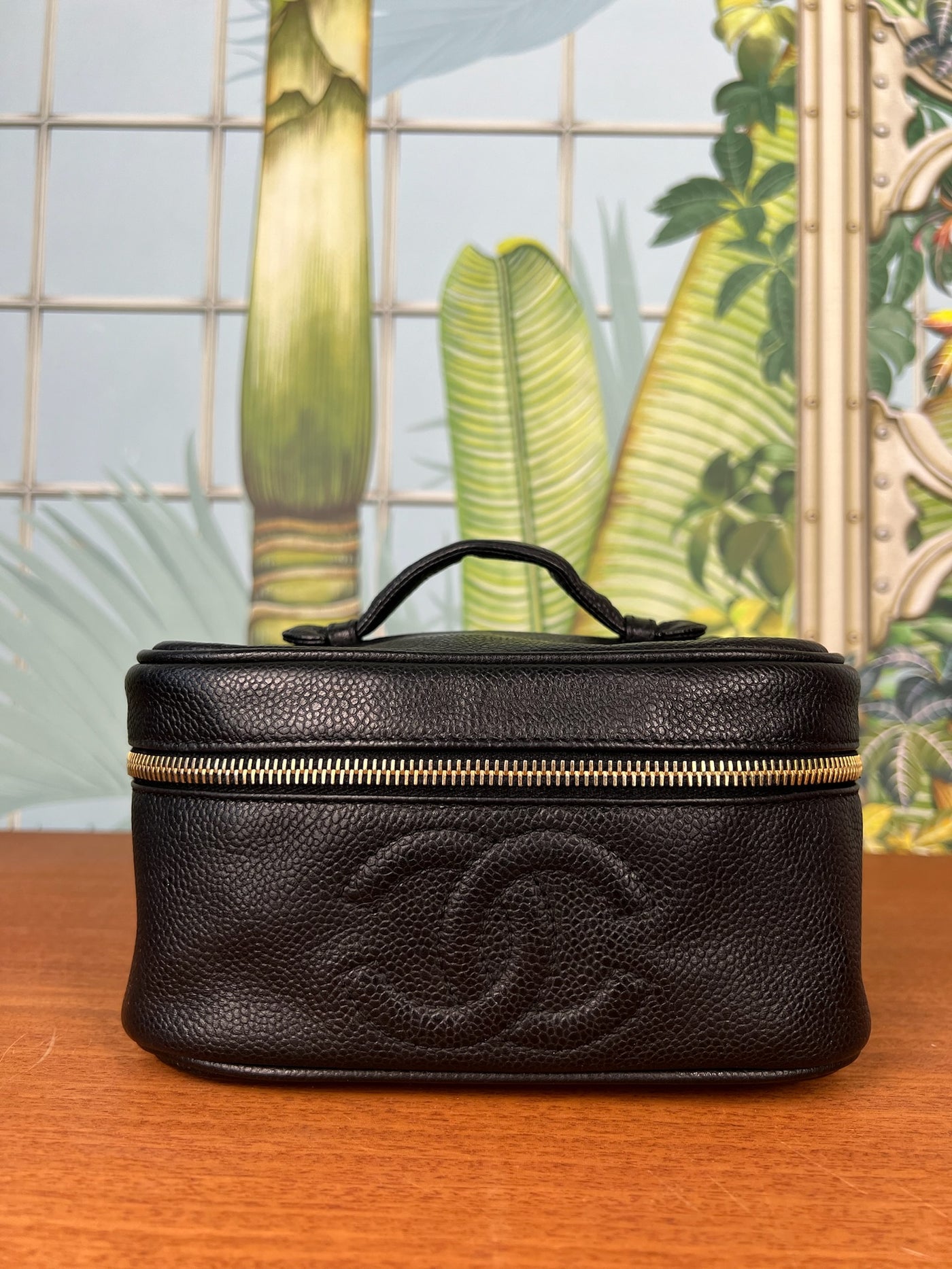 Chanel top handle vanity bag black caviar leather – A Piece Lux