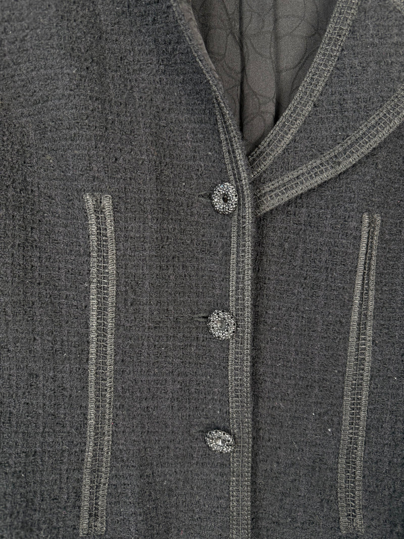 Chanel black tweed blazer 2002’s Cruise Collection