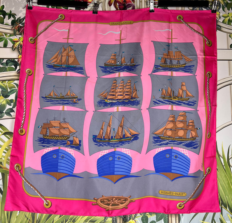 Hermés silk scarf grand largue pink