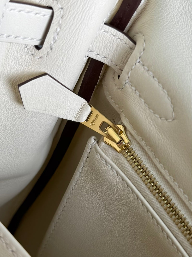 Hermès Kelly 25 retourne Nata, swift, gold hardware