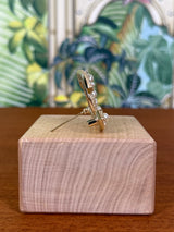 Chanel brooch pearls