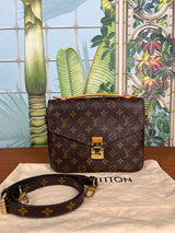 Louis Vuitton pochette Metis