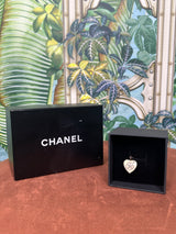 Chanel necklace white heart