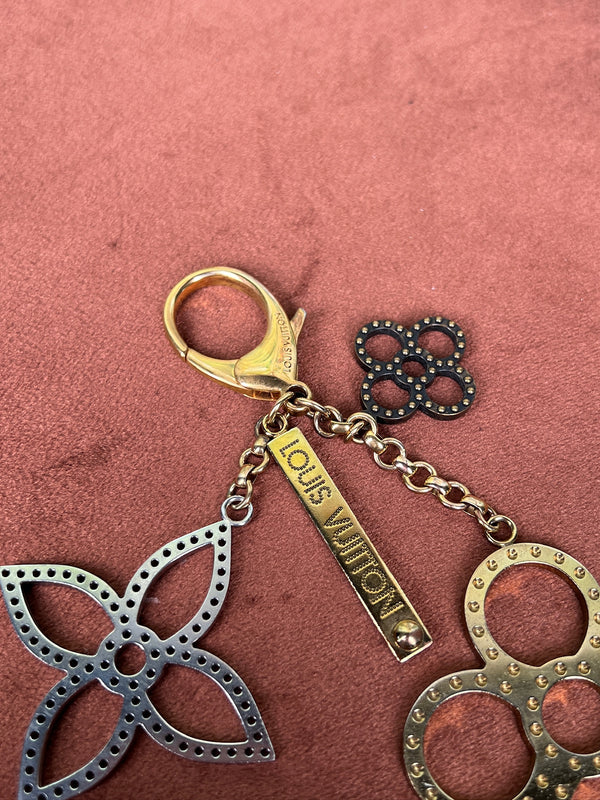 Louis Vuitton tapage key ring