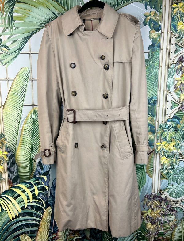 Burberry trench coat beige