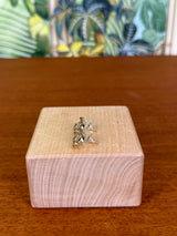 Chanel CC earrings gold