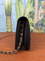 Chanel vintage single flap bag black