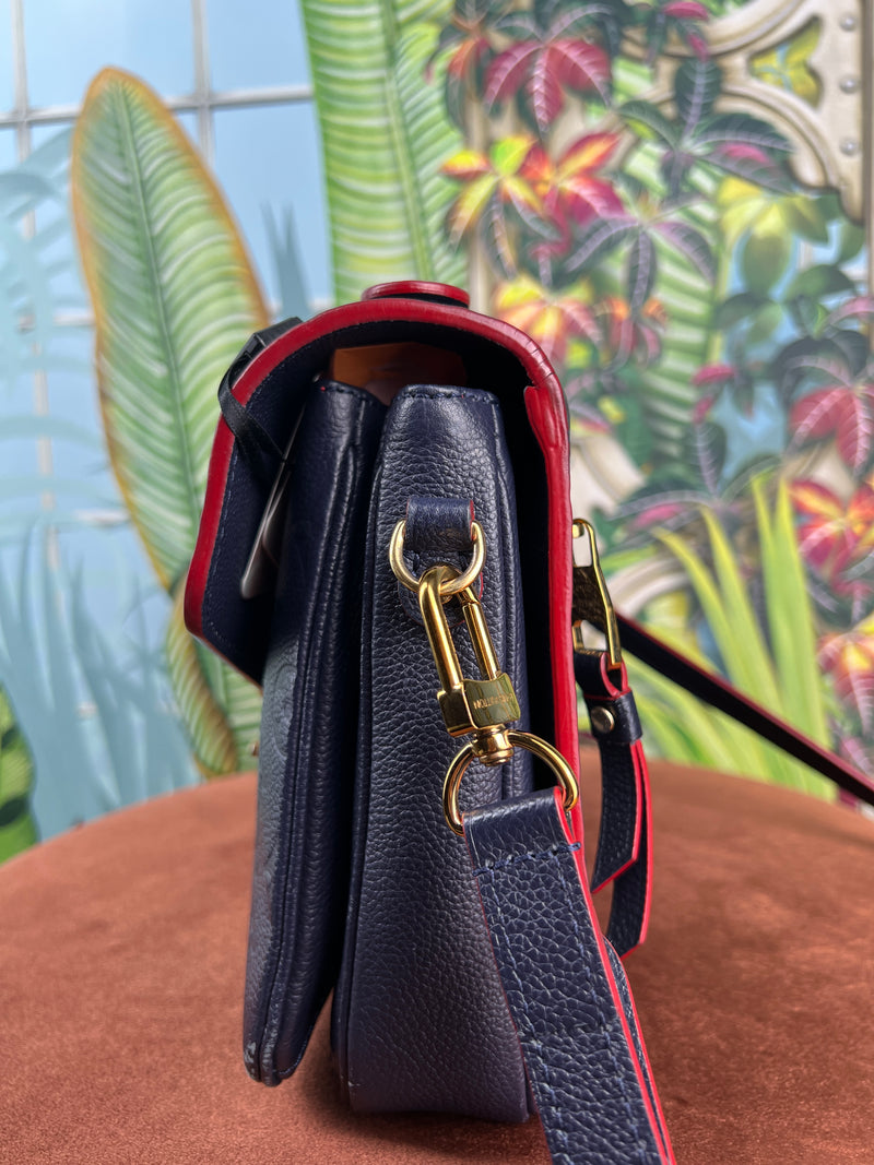 Louis Vuitton metis pochette navy