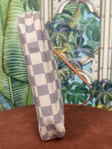 Louis Vuitton pochette accessories damier azur