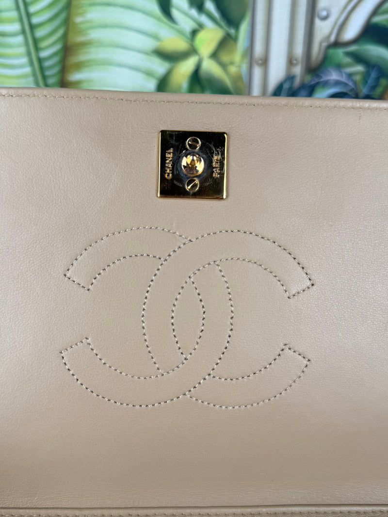 Chanel single vintage flap bag beige