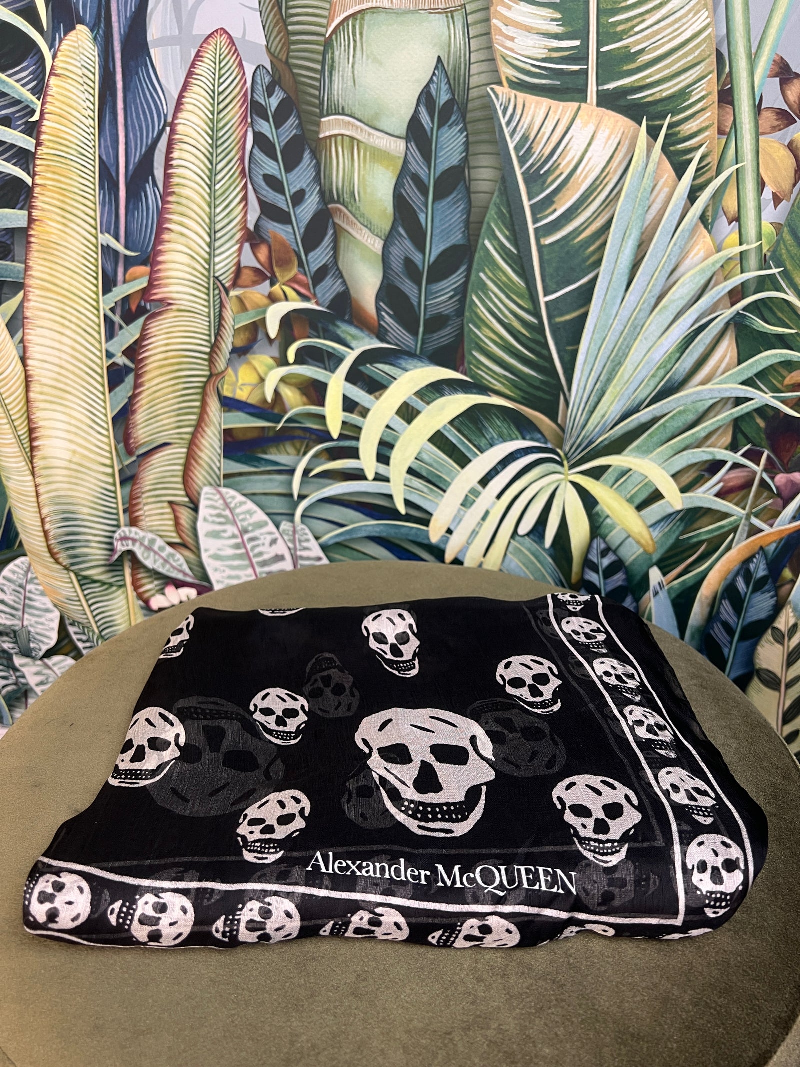 Alexander MCQueen silk scarf – A Piece Lux
