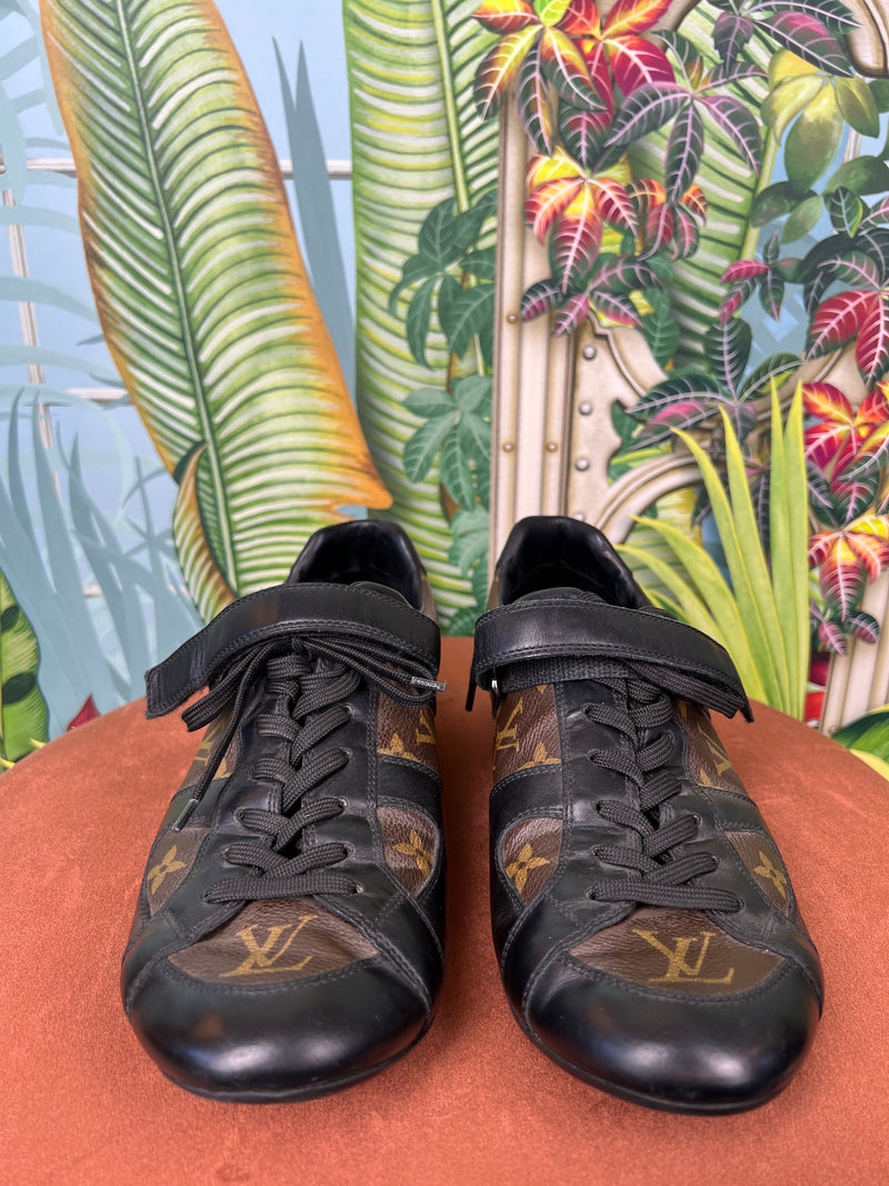 Louis Vuitton Brown lace up shoes man A Piece Lux Louis Vuitton Brown lace up shoes man A Piece Lux