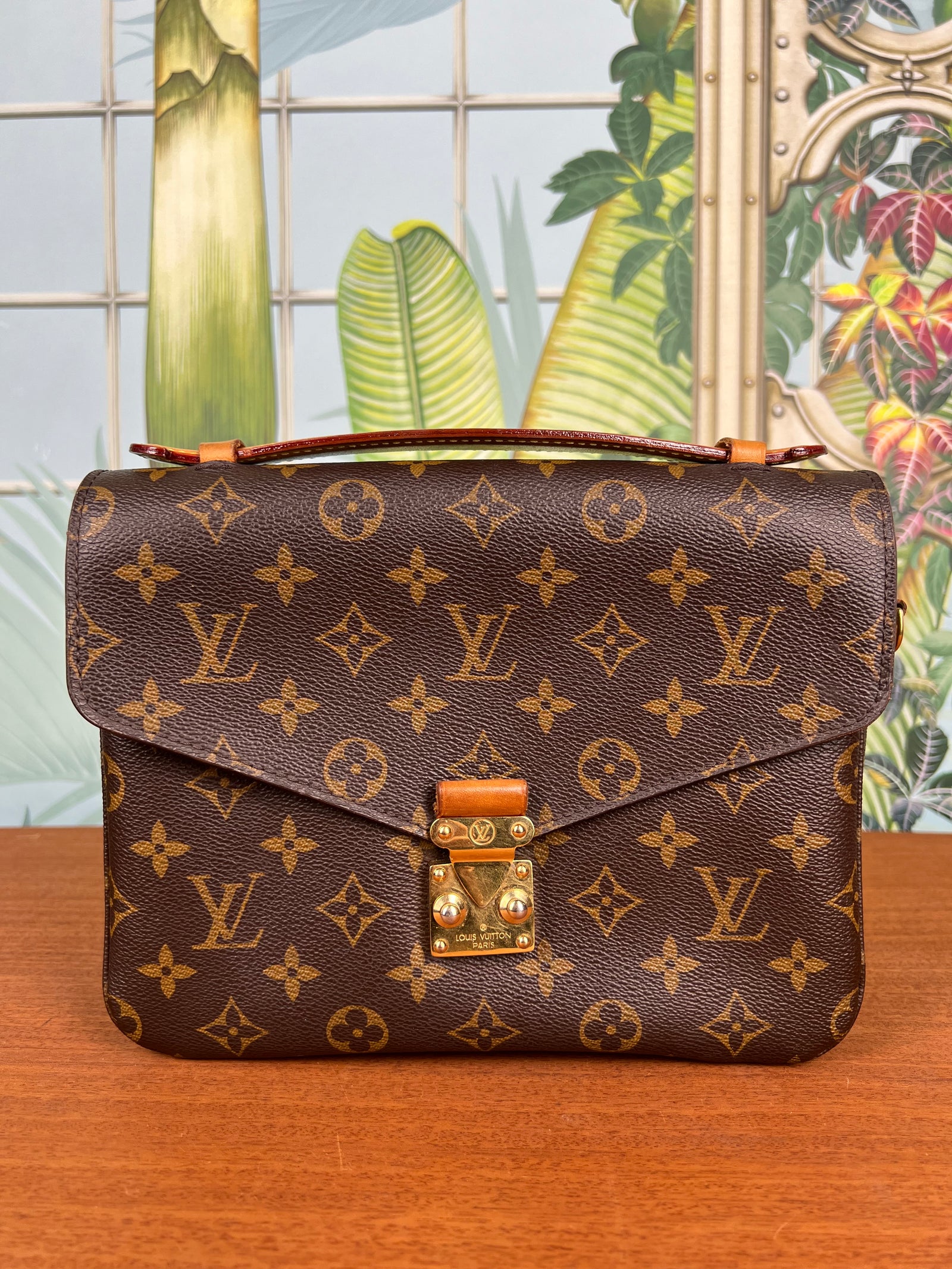 Louis Vuitton pochette Metis – A Piece Lux