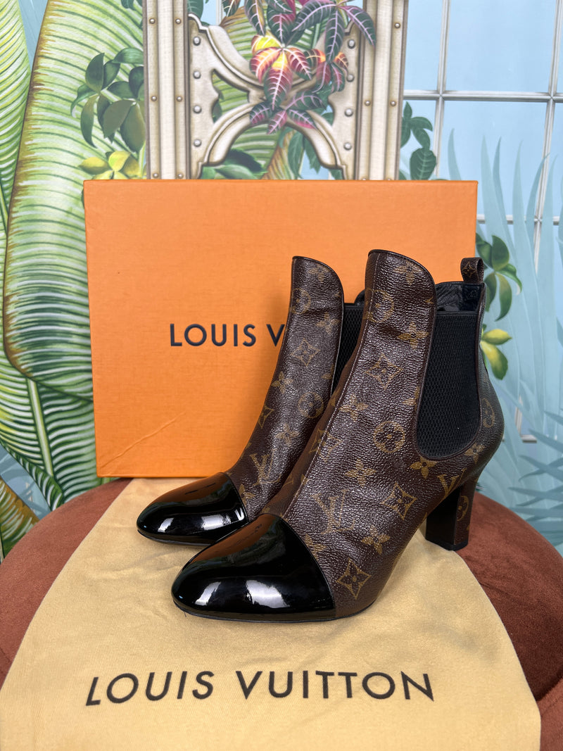 Louis Vuitton ankle boots monogram