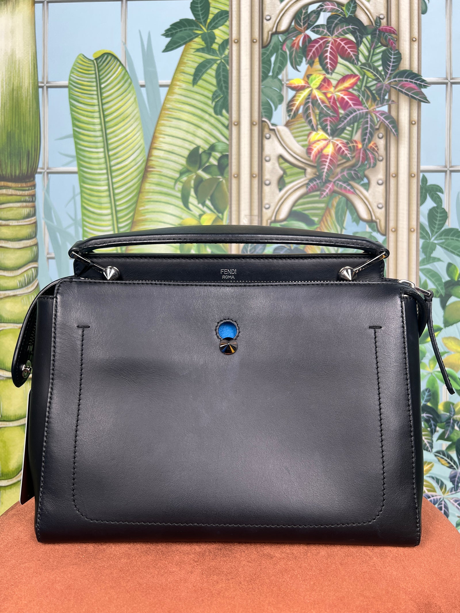 Fendi Dotcom bag black