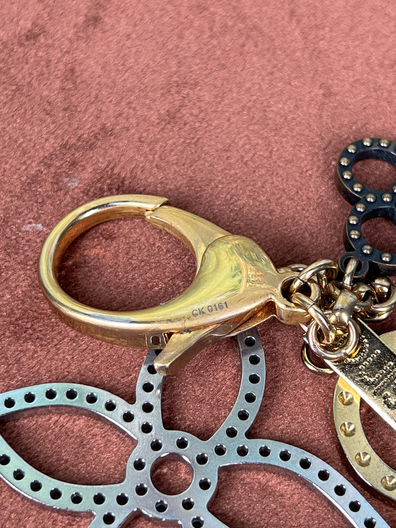 Louis Vuitton tapage key ring