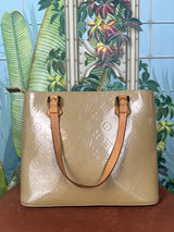 Louis Vuitton vernis Houston bag beige