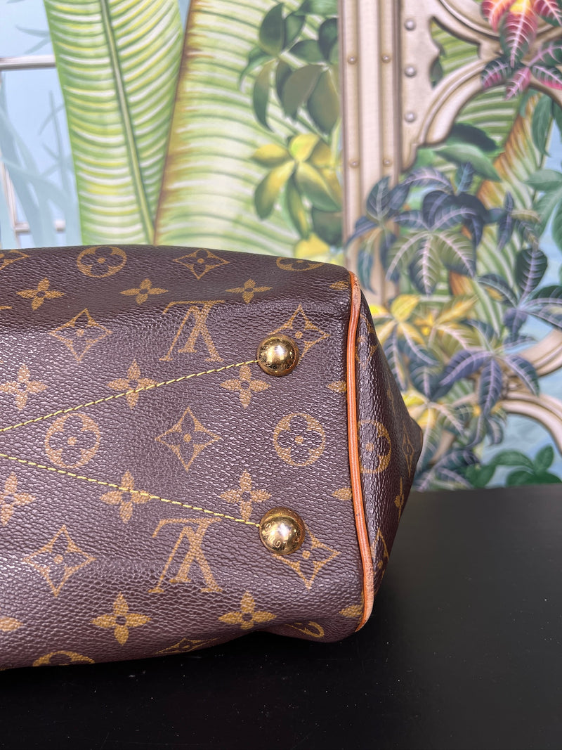 Louis Vuitton Tivoli PM bag