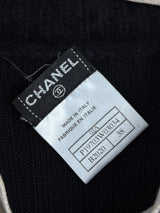 Chanel vintage black knitted sweater 2002's Winter collection