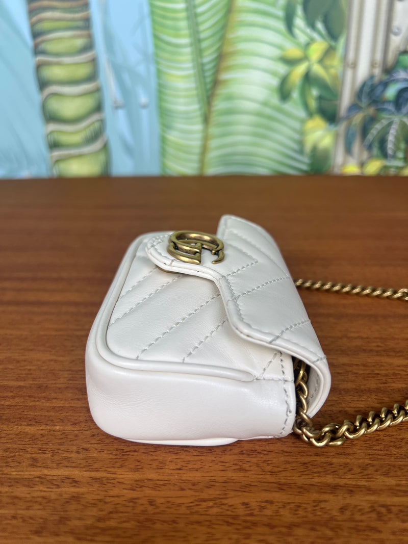 Gucci marmont cardholder/lipstick bag off white