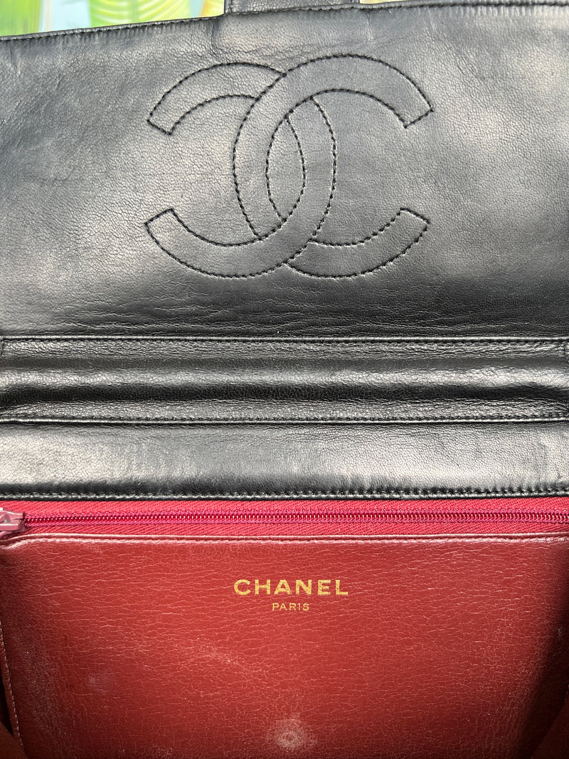 Chanel flap bag single lambskin black