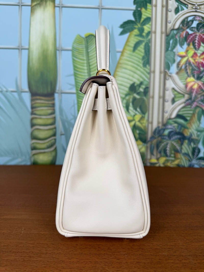 Hermès Kelly 25 retourne Nata, swift, gold hardware