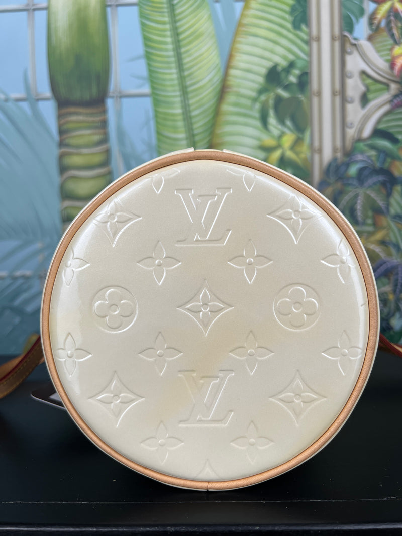 Louis Vuitton Bedford Papillon bag 30 Ivory Vernis