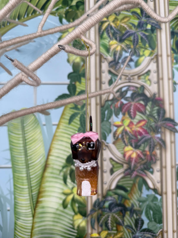 Vondels glass brown dog with pearls