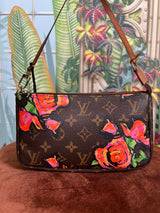 Louis Vuitton x Stepen Sprouse roses pochette Accessoire