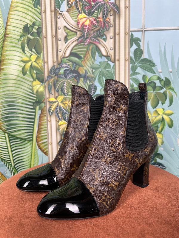 Louis Vuitton ankle boots monogram