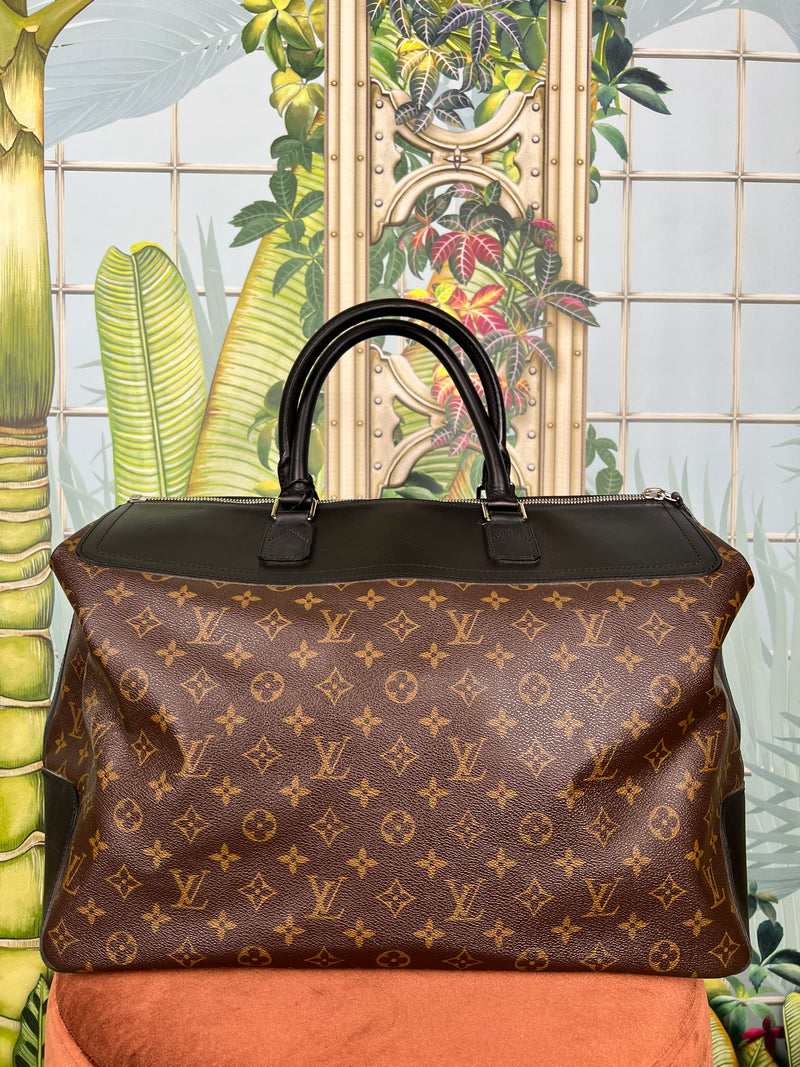 Louis Vuitton greenwich travle bag