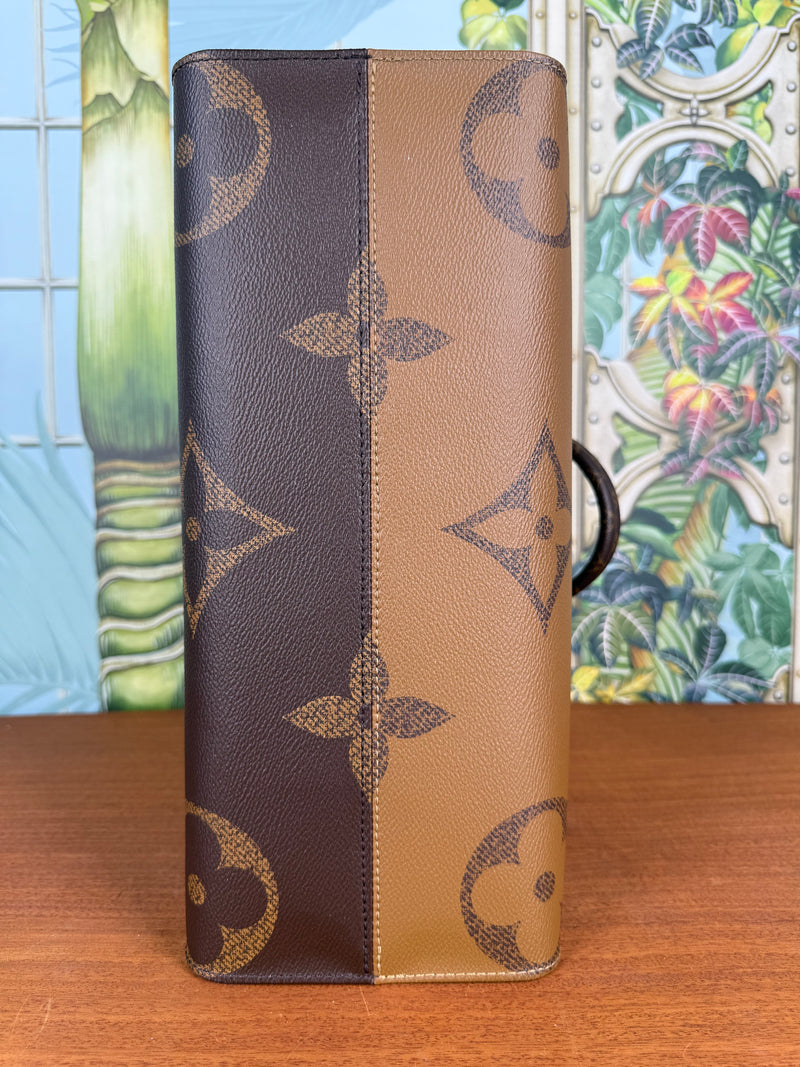 Louis Vuitton OnTheGo MM