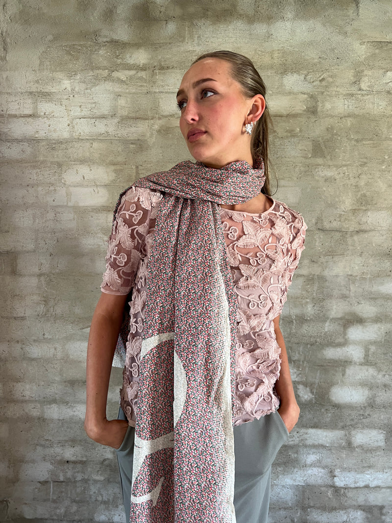 Louis Vuitton LOVE shawl – A Piece Lux
