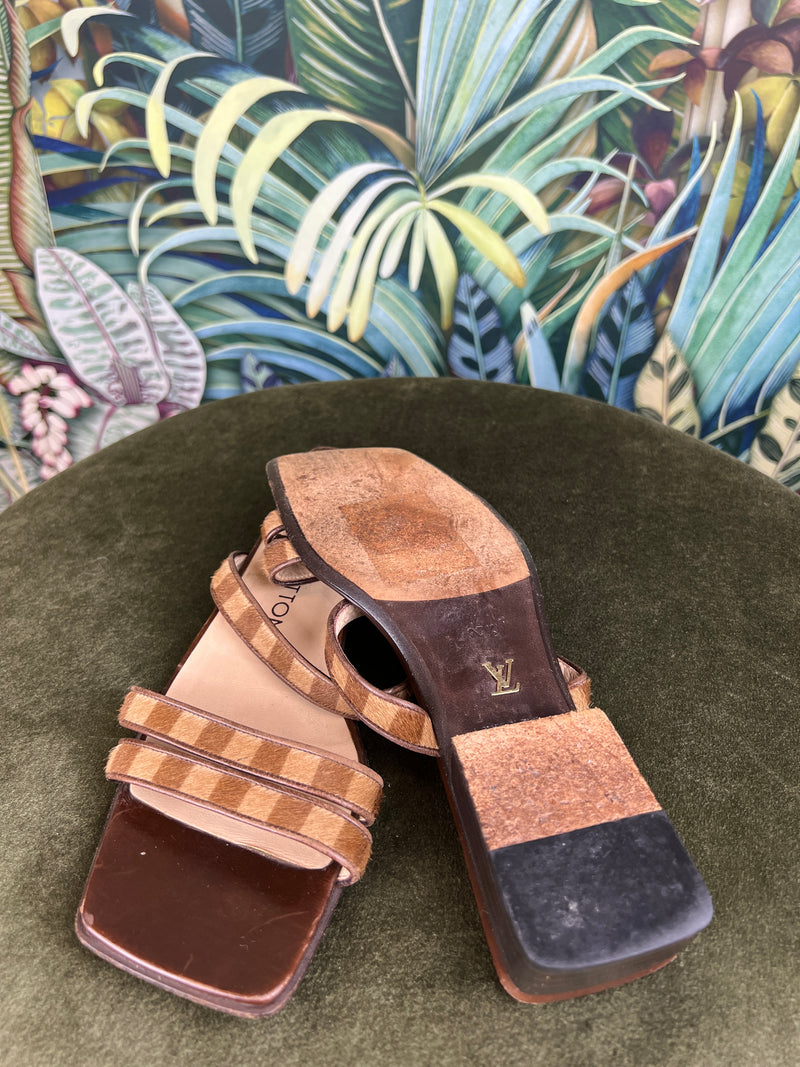 Louis Vuitton sandals – A Piece Lux