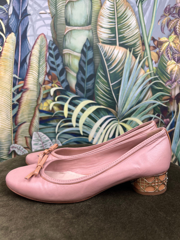 Christian Dior flats