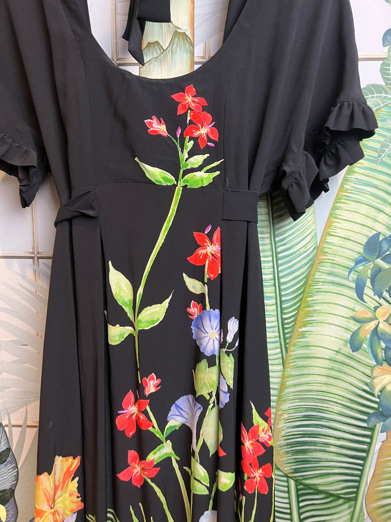 Abundant blooms backless maxi dress black