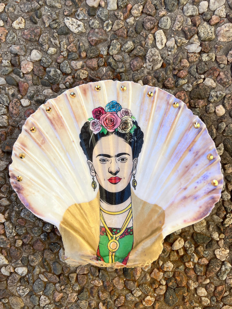 Large hand painted shells Frida Kahlo gold