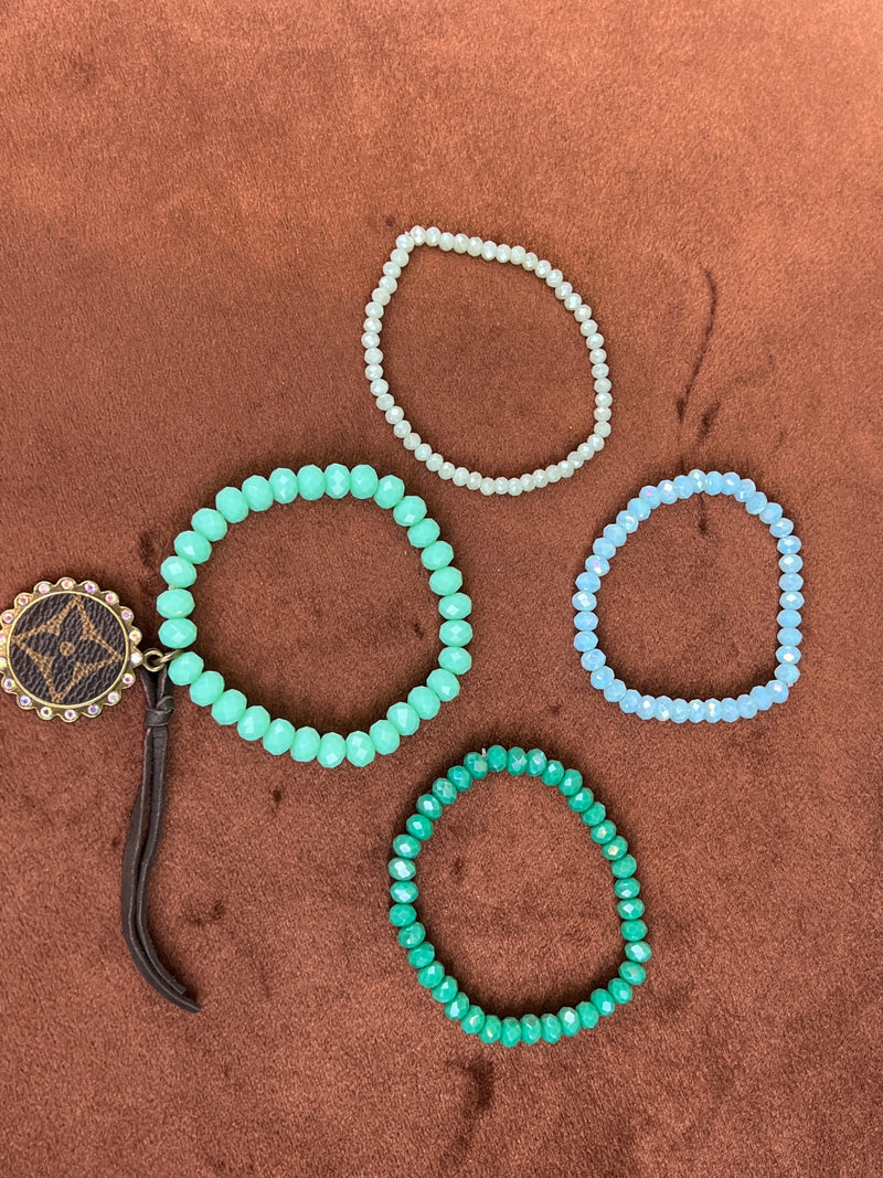 Repurposed pearl Bracelets turquoise