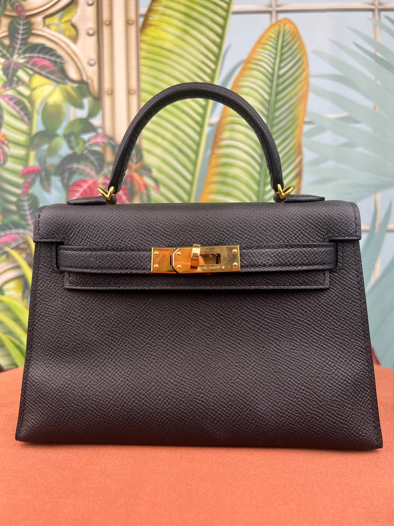Hermés Mini Kelly – A Piece Lux1